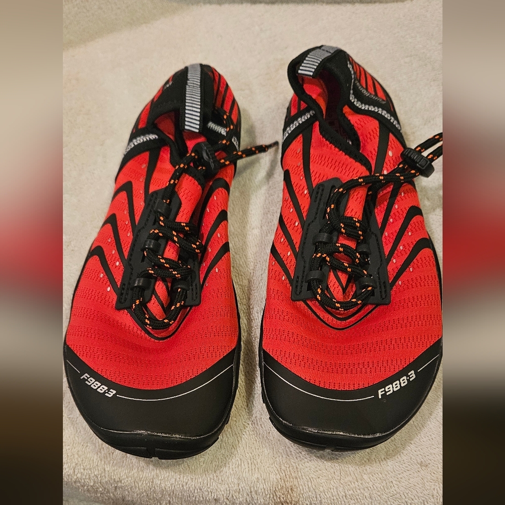 FUNCTIONAL WATER SHOES